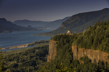Fototapeta premium The Art Deco styled Vista House overlooks Oregon's Columbia River Gorge