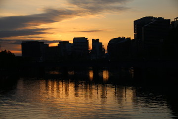 Fototapeta na wymiar Melbourn Skyline at Sunset