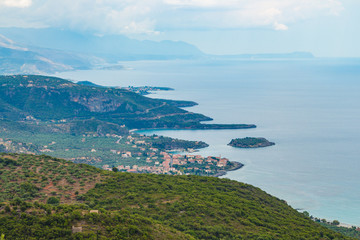 Fototapeta na wymiar Landscape view of the blue water coast line, Peloponesse, Greece