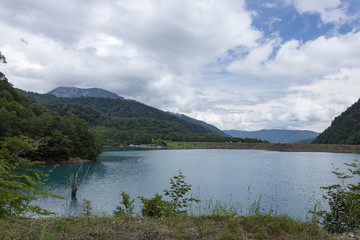 エメラルドグリーンの秘境