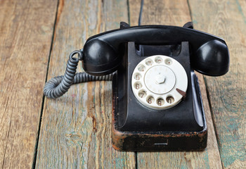 Old black phone.