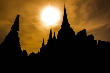 Obraz premium Dark pagoda in Ayutthaya Historical Park, Ayutthaya, Thailand