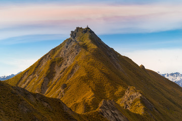 Fototapeta na wymiar Edge of the mountain. New Zealand.