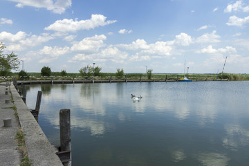 Fototapeta na wymiar Lake Velence in Hungary