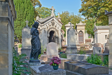 Obraz premium Pere Lachaise cemetery, Paris, France