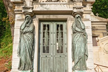 Pere Lachaise cemetery, Famille Ponsat, Paris, France