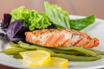 Fried fish with vegetables.