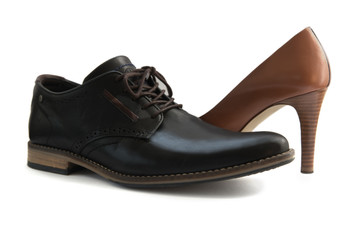 Highheel und Herrenschuh