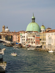 Naklejka premium Gran Canal and Chiesa di San Simeone Piccolo in the background (Venice, Italy)