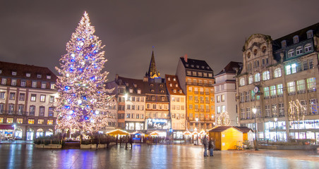 Fototapeta na wymiar Strasbourg Christmas Market, France