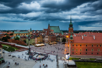 Naklejka premium Rain clouds over Castle square on the old town Warsaw, Poland