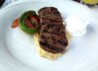 Grilled kofte kebab plate