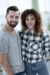 Obraz premium happy young couple is hugging each other.