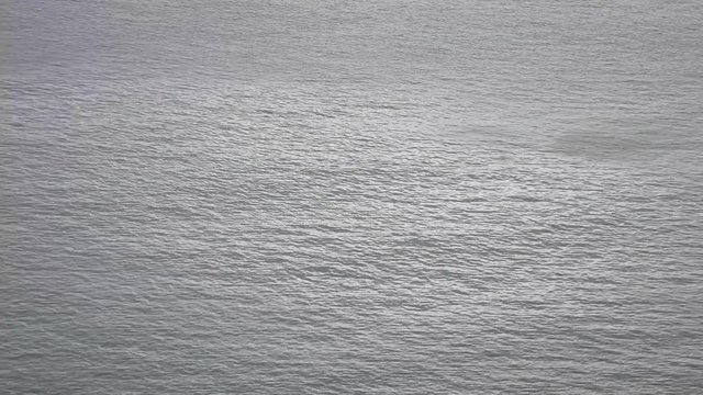 il mare con le sue onde