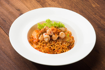 korean kimchi squid ramen