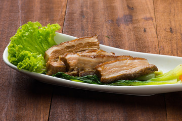 sliced braised pork belly, chinese cuisine

