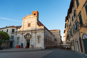 Fototapeta na wymiar The church of San Giovanni in Lucca, Tuscany, Italy