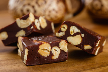 chocolate fudge with cashew