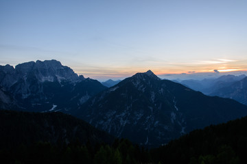 Fototapeta na wymiar Mountain views from the top of Monte Lussari. Sunset