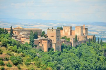 Fototapeta na wymiar Alhambra desde la Abadía del Sacromonte