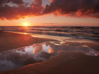 Fototapeta na wymiar Morze Zachód Słońca