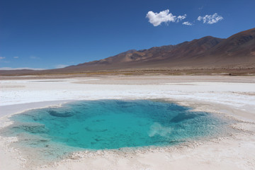 Ojos de mare r&eacute;gion Tolar Grande