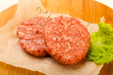 Raw cutlet