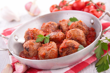 meatball with tomato sauce
