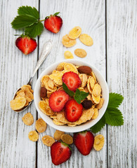 Muesli with strawberries