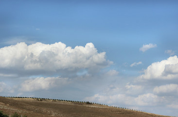 Le nuvole sopra la campagna