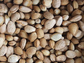 Unterschiedliche Mandeln, Mandelkerne, bio