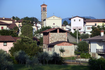 Fototapeta na wymiar Loneriacco di Tarcento Friuli Venezia Giulia Italia Provinz Weiden Pokrajina Videm Vydänskä provinčjä Friul
