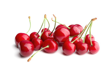 Obraz na płótnie Canvas Fresh sweet cherries on white background