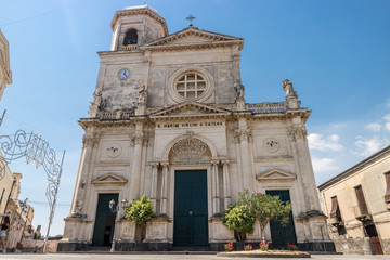 Fototapeta na wymiar Aci Catena (Sicilia), Santuario della Madonna della Catena