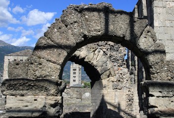 ruines du théâtre romain d'Aoste