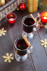 christmas mulled wine hot drinks with spices cinnamon cloves anise honey