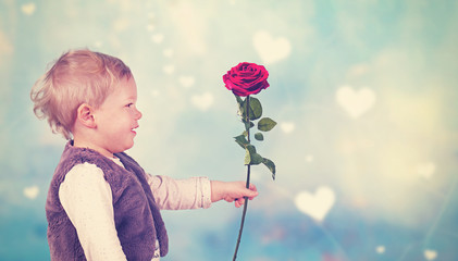 Überraschung - rote Rose verschenken