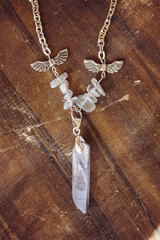 Female necklace with natural stone beads © marbenzu