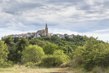 Fototapeta na wymiar View on the medieval village Buje in Croatia