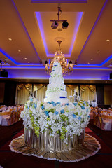 beautiful wedding cake  / white cake wedding decoration