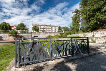 Overview and details of a typical French city park in the heart of the city center