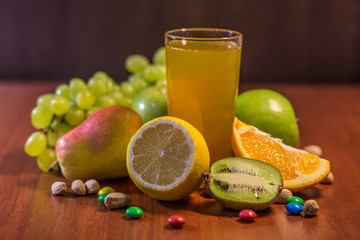 Apple,kiwi,pear, Orange, grape, lemon,juice