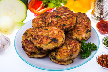 Cutlets from meat and vegetables