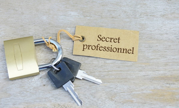 secret professionnel sur &eacute;tiquette ,concept avec cadenas