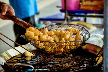 deep-fried dough stick .