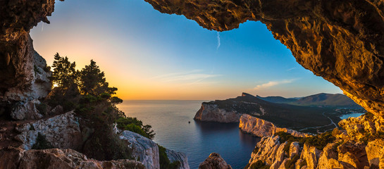 Landscape of the gulf of capo caccia - obrazy, fototapety, plakaty