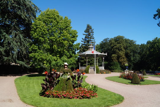 Lu&ccedil;on, &eacute;glise, jardin, du Maine, ciel, risque, vert, kiosque