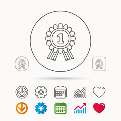 Obraz premium Gold medal award icon. First place sign.