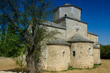 Fototapeta na wymiar église Sainte-Marie-Madeleine 