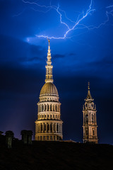 Fototapeta premium Novara, fulmini e tuoni